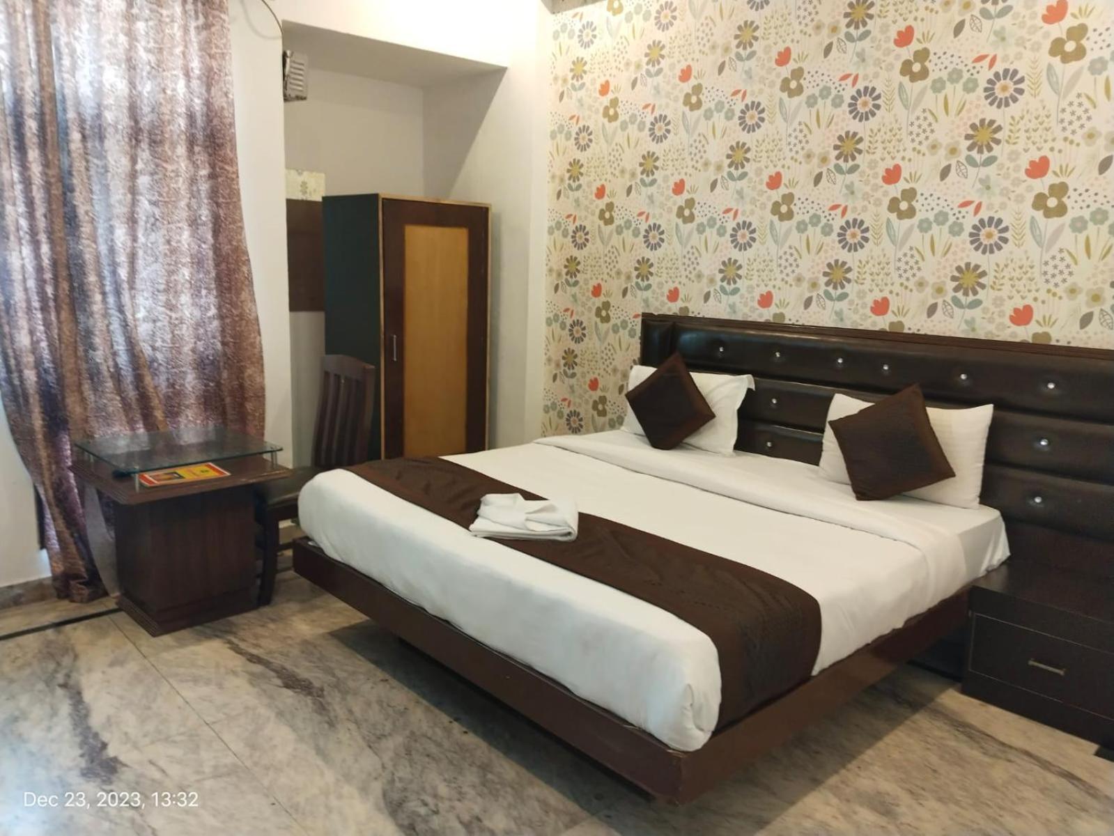 Hotel Shivanta Residency Rishīkesh Eksteriør bilde